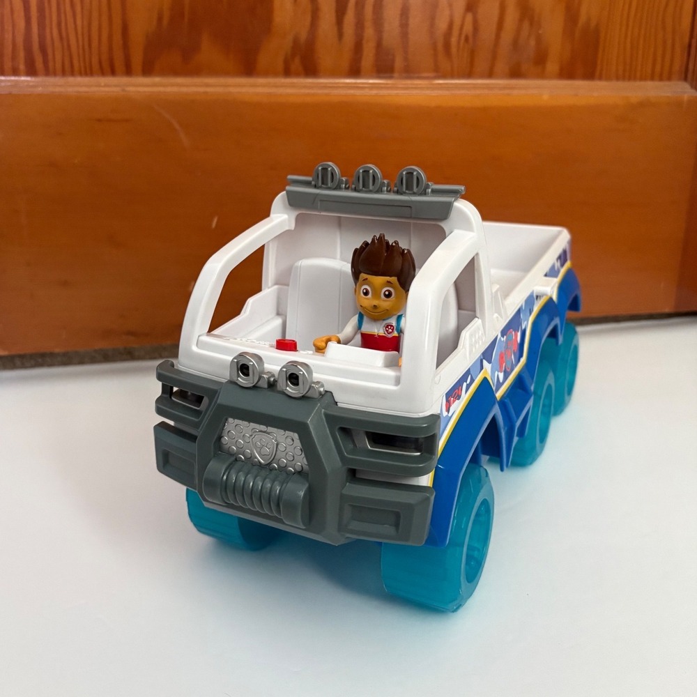 Paw Patrol Snow Rescue Arctic Terrain Vehicle Lights & Sounds Works Ryder Figure